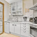 Gadea 4-2 Apartment
