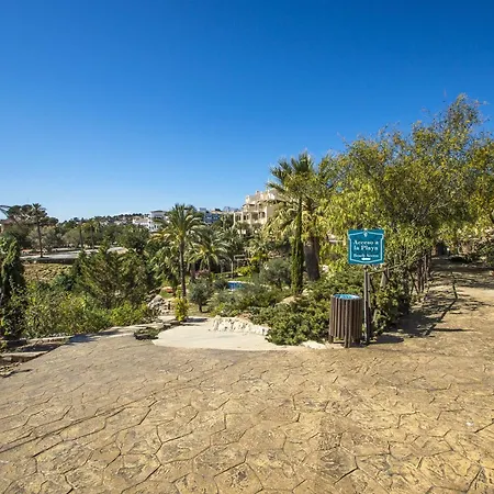 Gadea 4-2 Apartment *